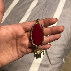 Kendra Scott Rayne Necklace in Maroon/Burgundy